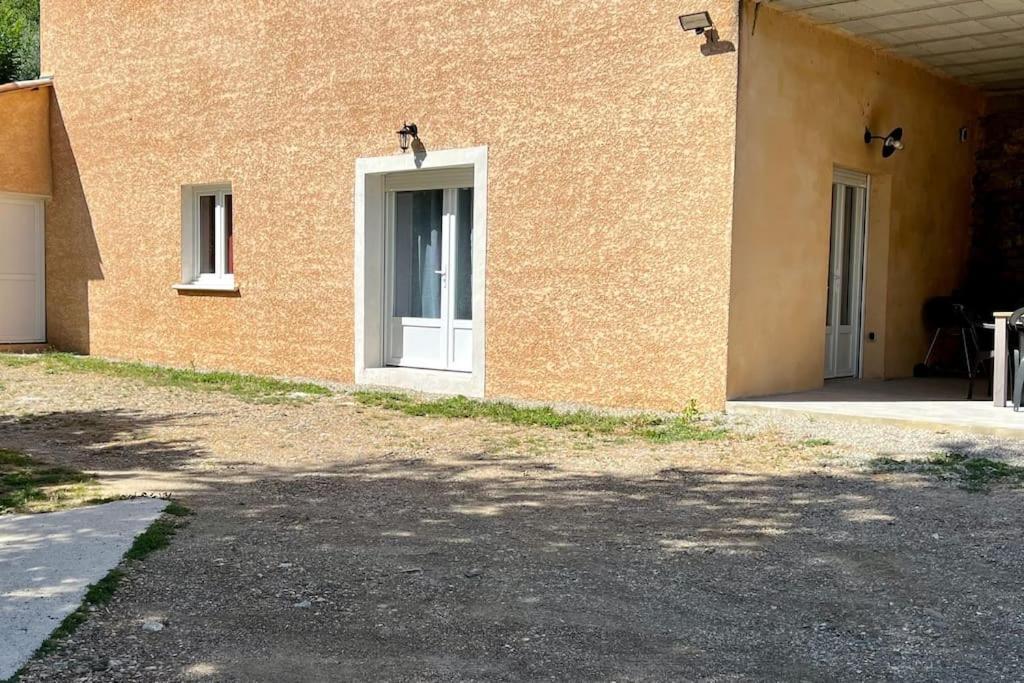 Charmant Logement Avec Piscine. Apartment Valleraugue Exterior photo